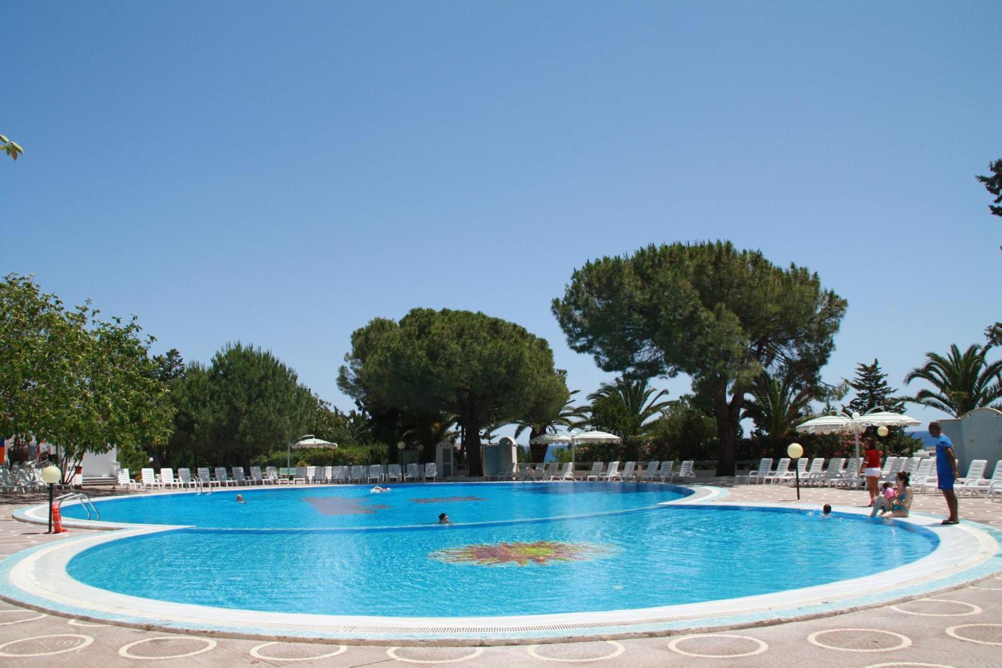 Hotel Villaggio Club Altalia Brancaleone 외부 사진